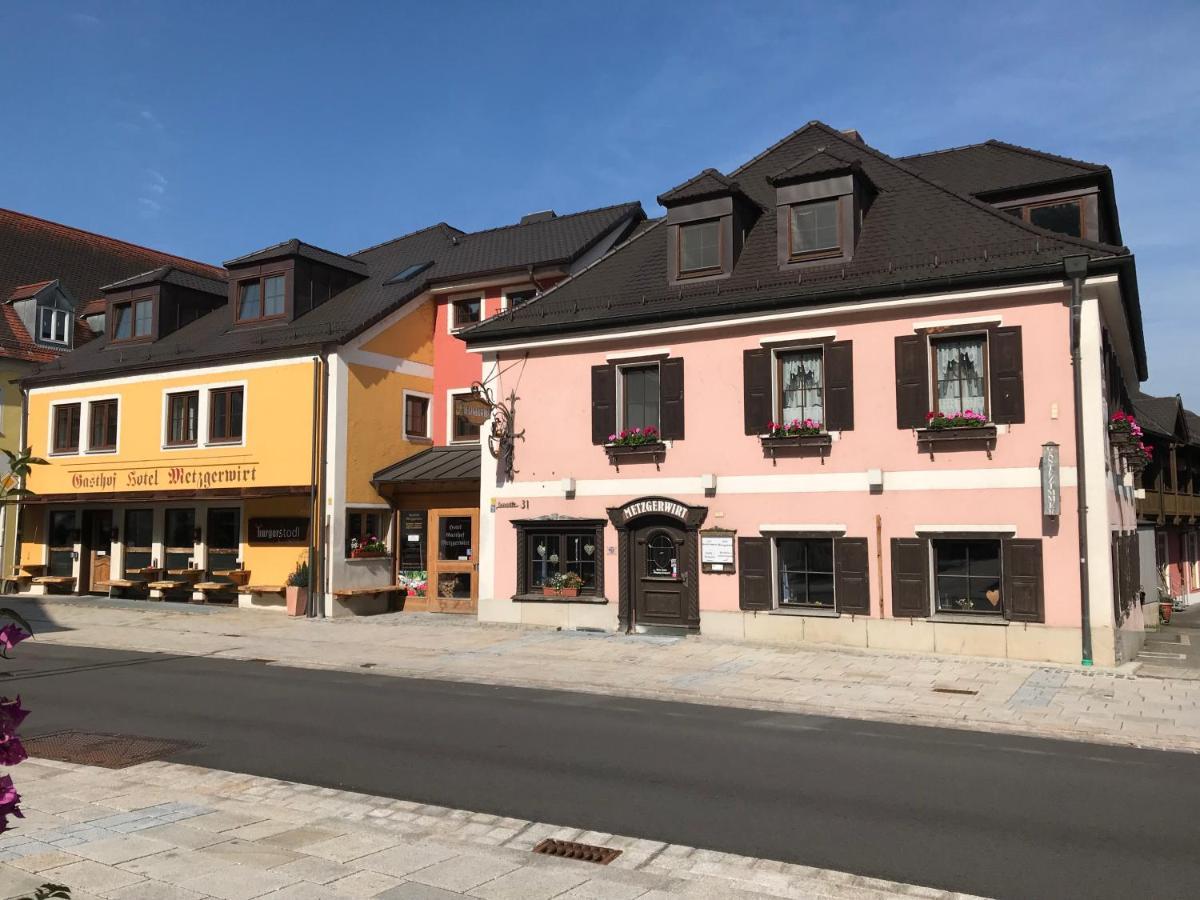 Gasthof Metzgerwirt Regenstauf Bagian luar foto